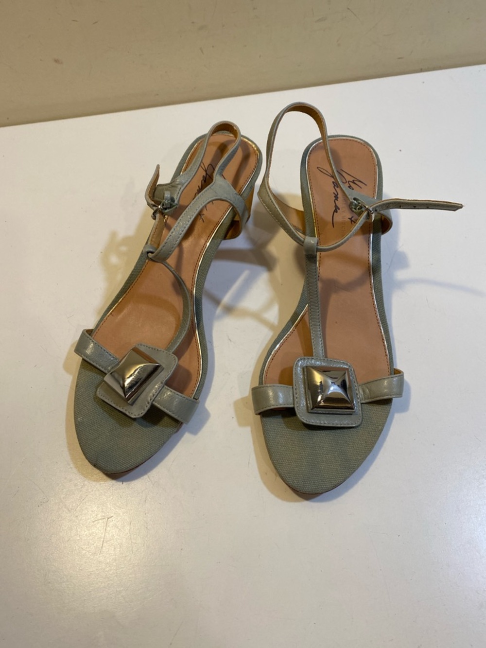 BADGLEY MIRSHKA Women's Strappy Block Heel Sandals in Olive Green  8.5M